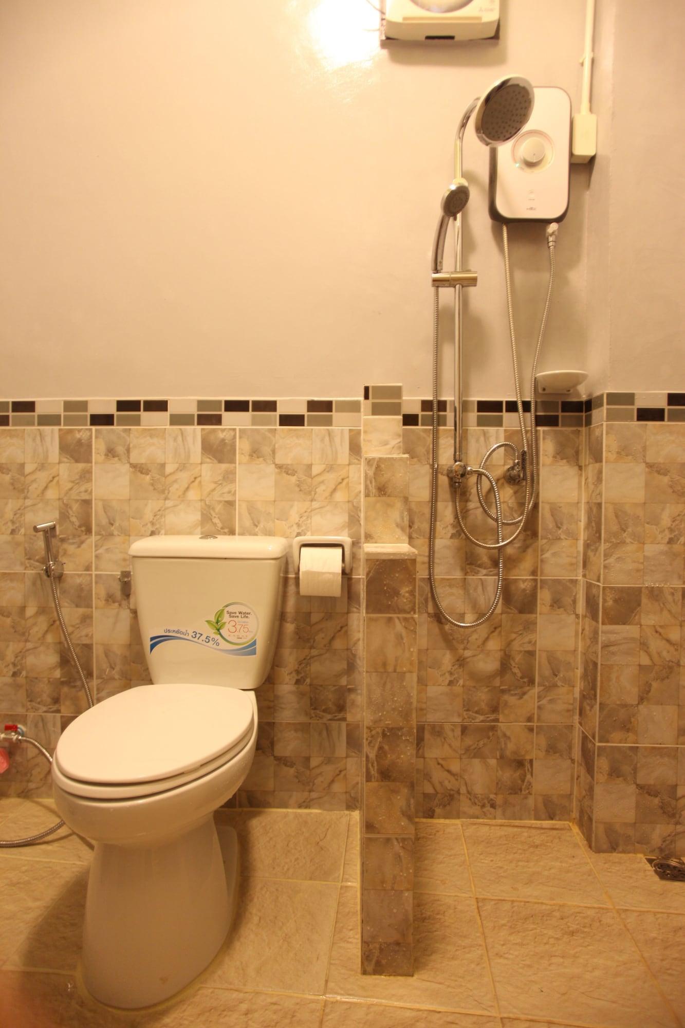 Kongkam House Hotel Meszaj Kültér fotó
