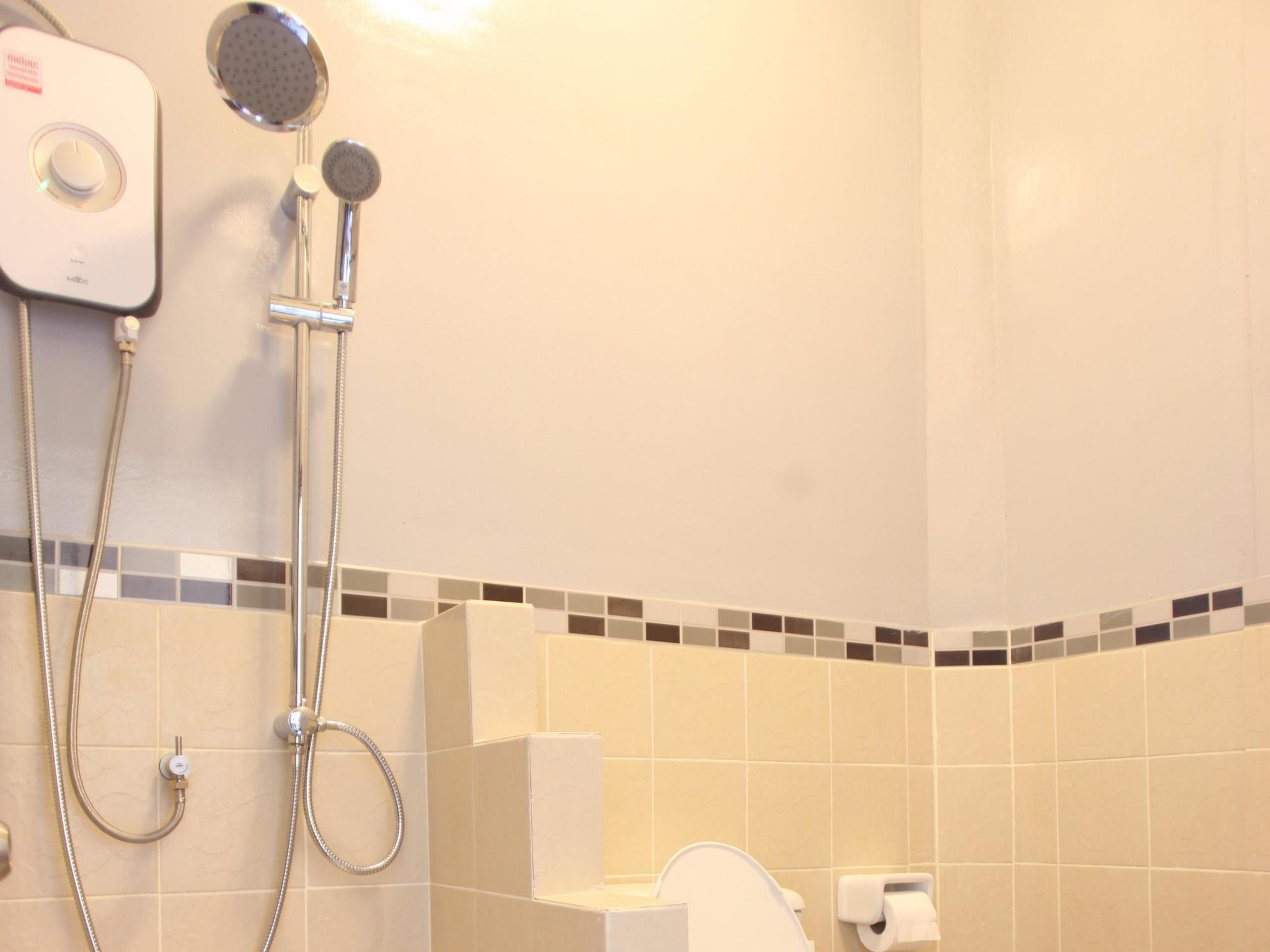 Kongkam House Hotel Meszaj Kültér fotó